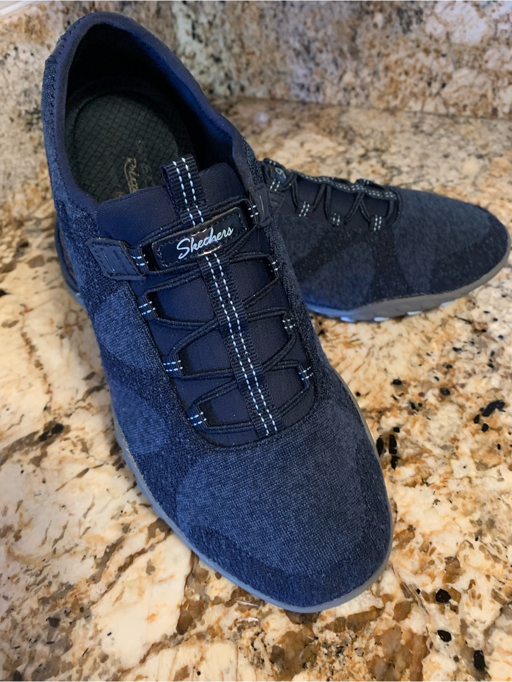 Skechers blue memory foam slip on tennis shoes size 8